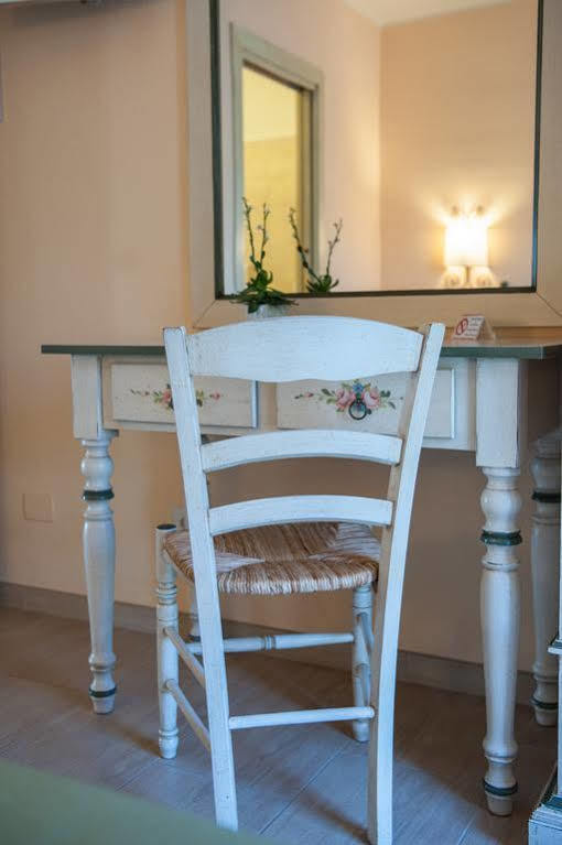 Agriturismo Il Grappolo Lazise Ngoại thất bức ảnh